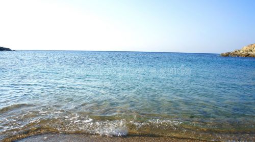 mini lia beach mykonos island