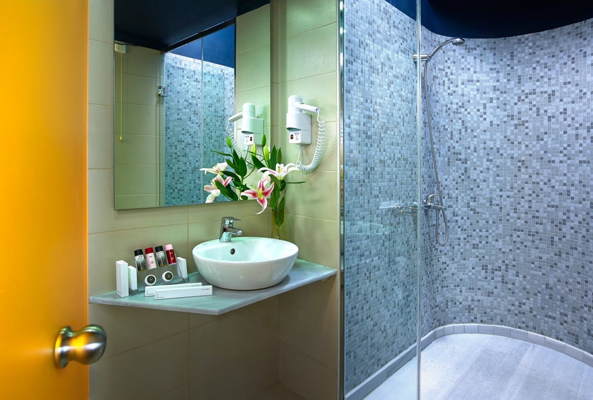 Junior Suite - Bathroom Detail - Lato Boutique Hotel